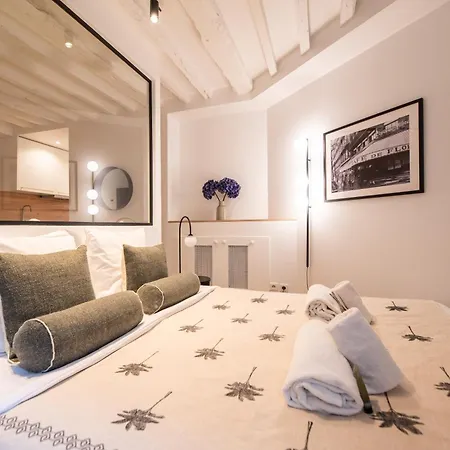 Cosy Nest In Saint Germain * Paryż