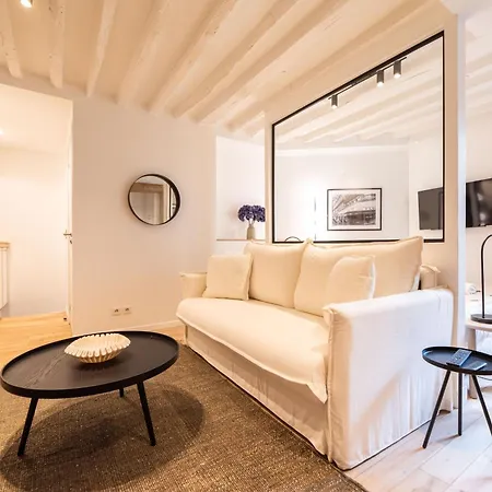 Apartament Cosy Nest In Saint Germain Paryż